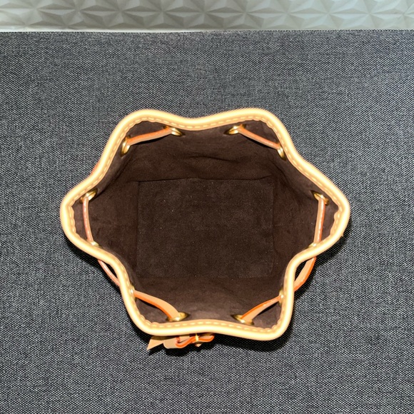 Louis Vuitton Monogram Nano Noe - Picture 13 of 16